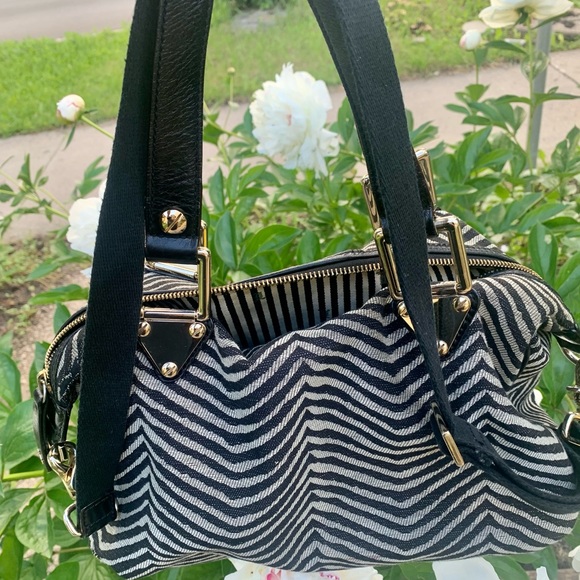 Authentic L.A.M.B. Bag by Gwen Stefani - Picture 4 of 11